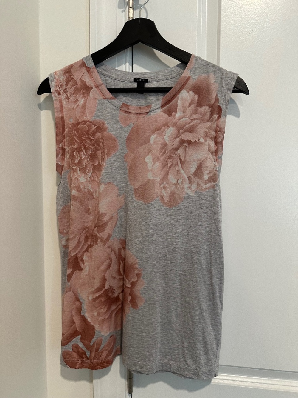 J. CREW Sleeveless T-Shirt with Pink Roses Flowers, Medium